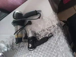 Sèche cheveux  - Don gratuit à Auzances 23700