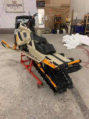 2022 skidoo freeride 146 - Don gratuit à Toronto